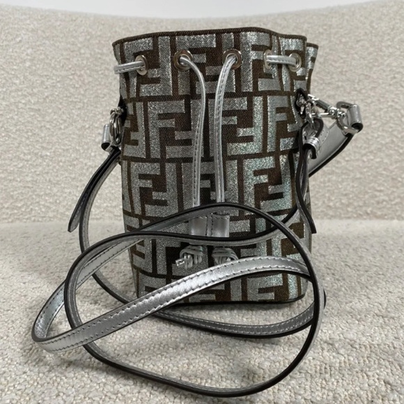 Authentic Pre-Owned Fendi Mon Tresor Bag - Picture 4 of 16